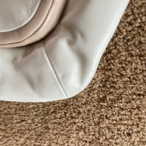 Coach Kristin White Taupe Croc Embossed Bag - Picture 3 of 10